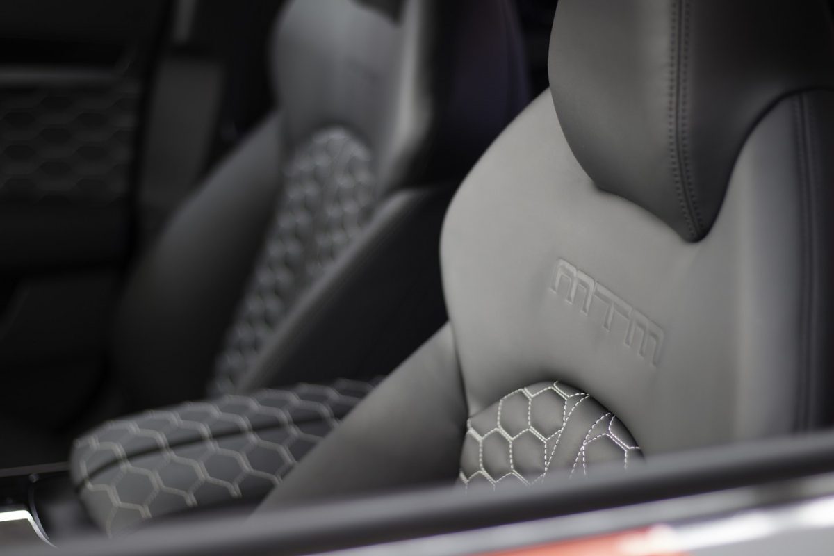 AUDI S8