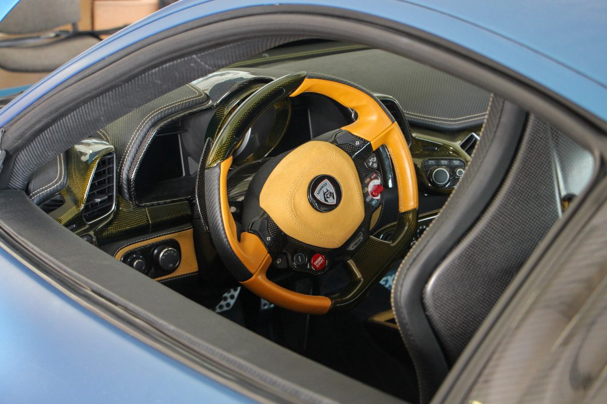 LAMBORGHINI