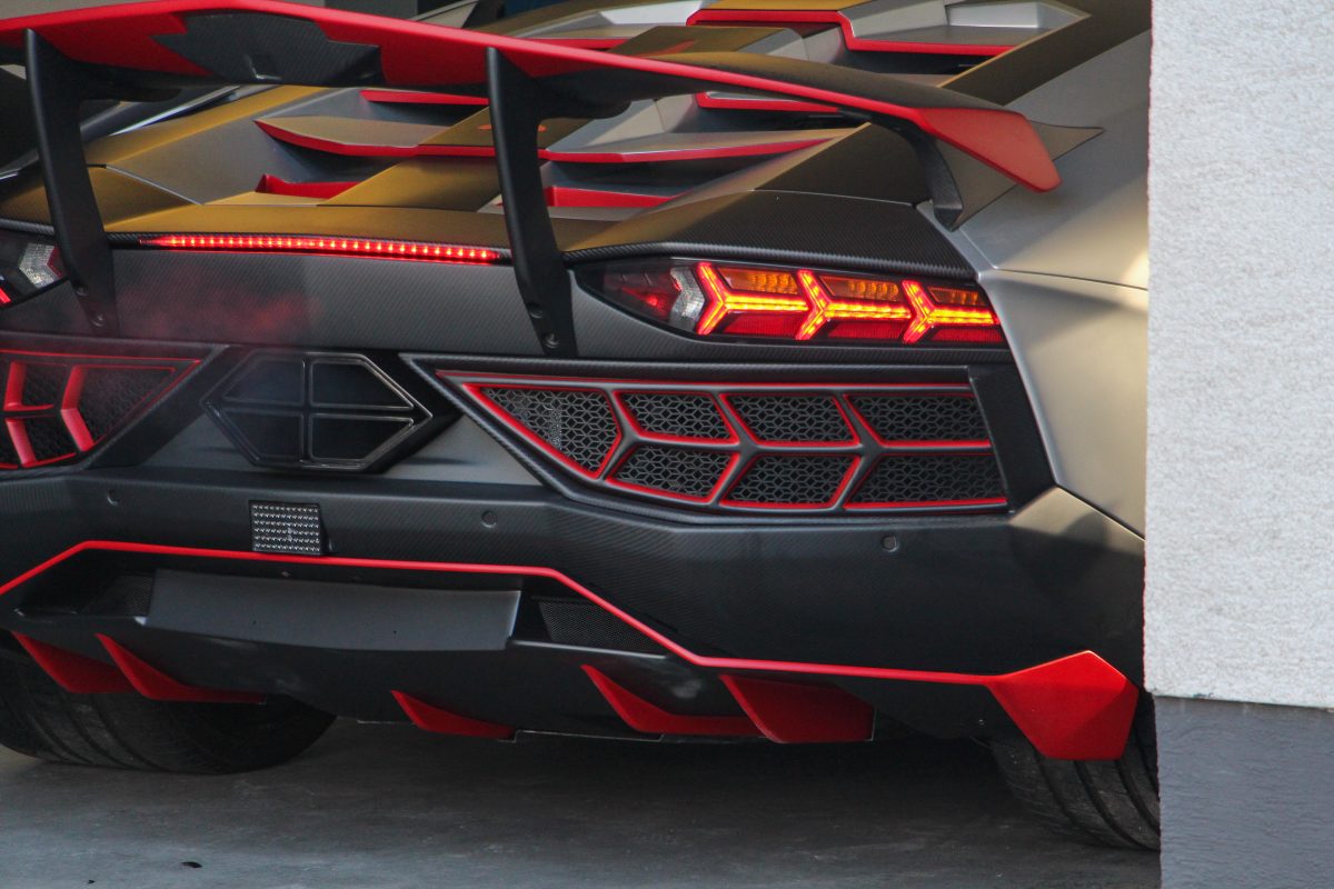 LAMBORGHINI