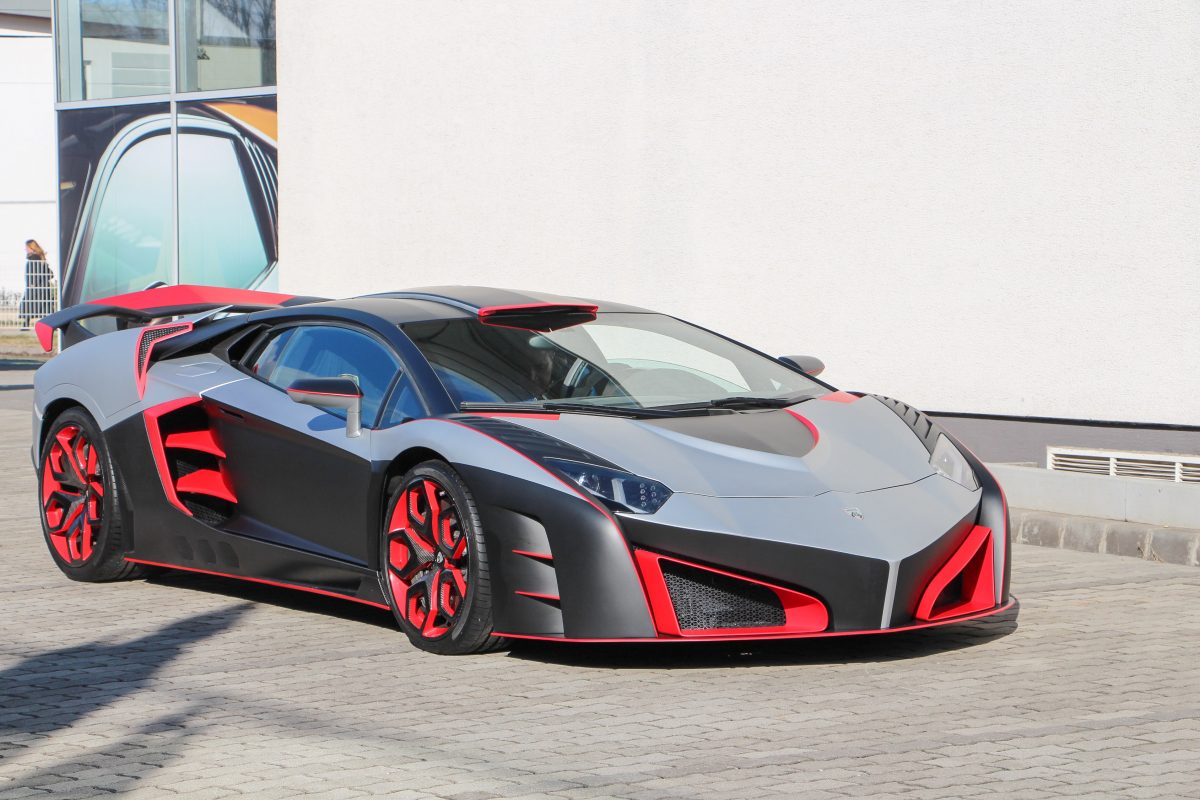 LAMBORGHINI
