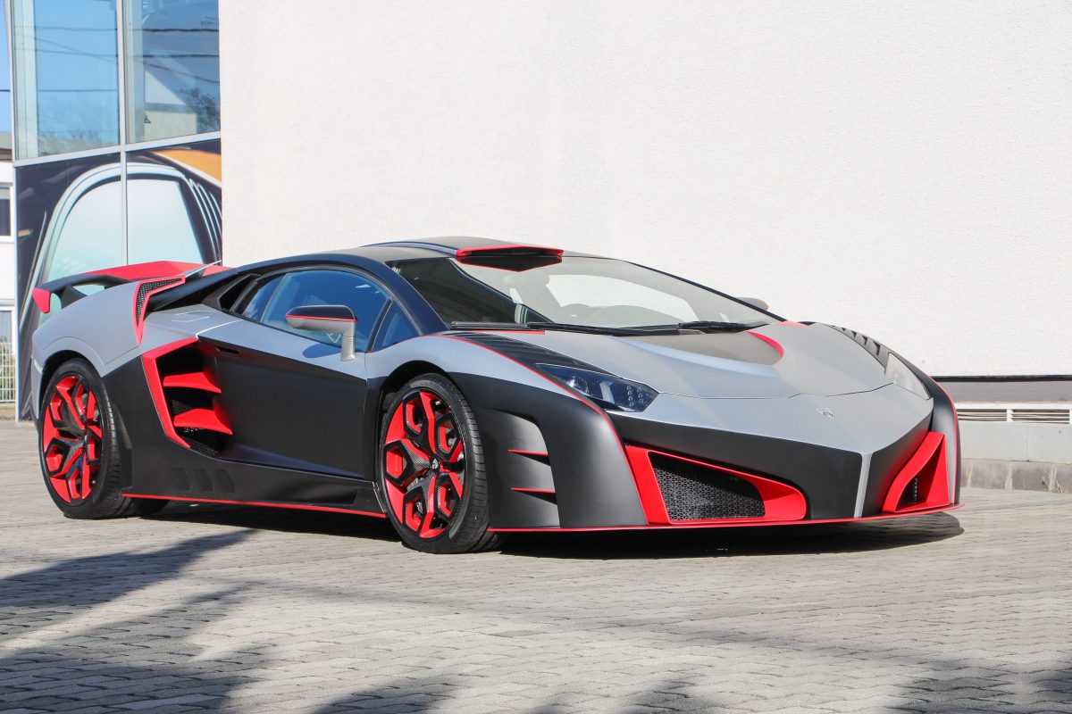LAMBORGHINI