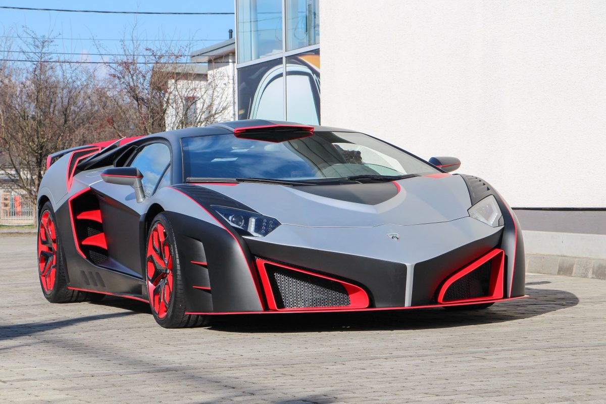LAMBORGHINI