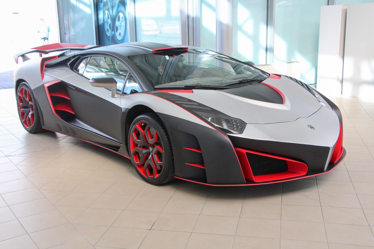 LAMBORGHINI