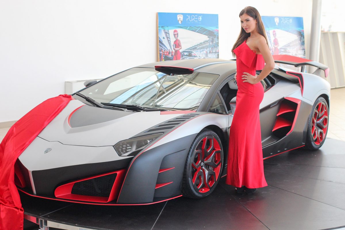 LAMBORGHINI