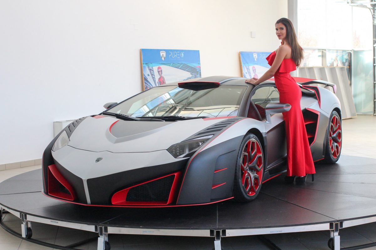 LAMBORGHINI