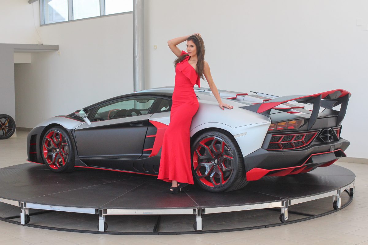 LAMBORGHINI