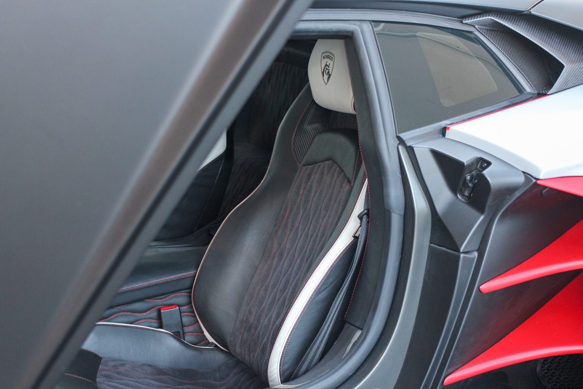 LAMBORGHINI