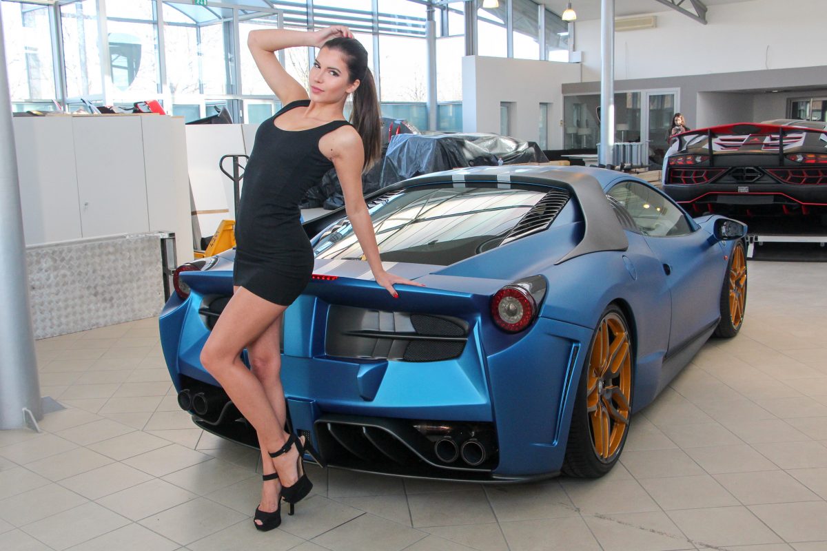 LAMBORGHINI