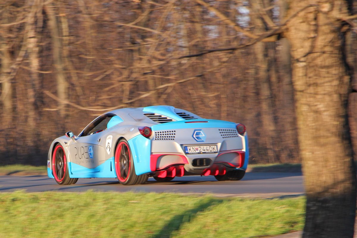 LAMBORGHINI