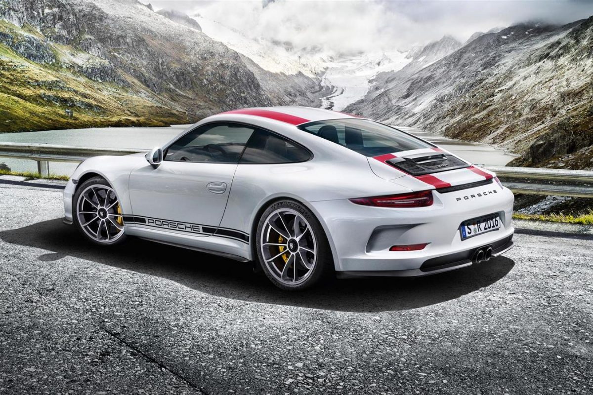 PORSCHE