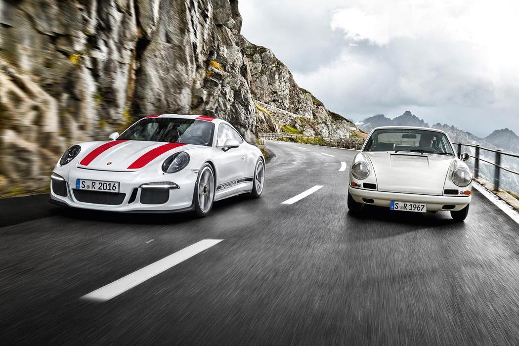 PORSCHE