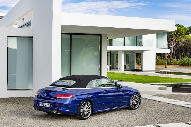 MERCEDES-BENZ