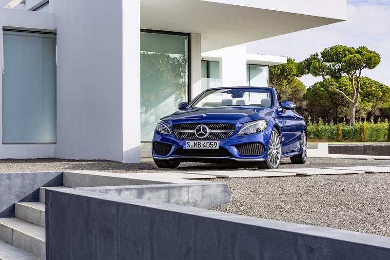 MERCEDES-BENZ