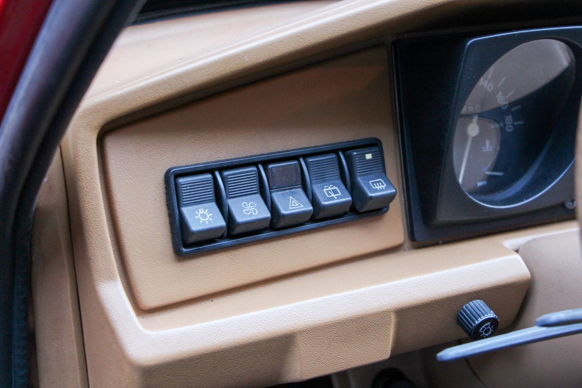 YUGO
