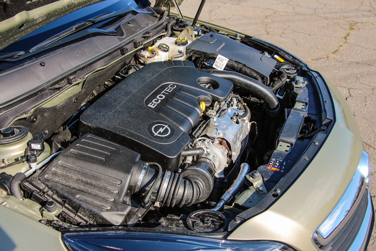OPEL INSIGNIA