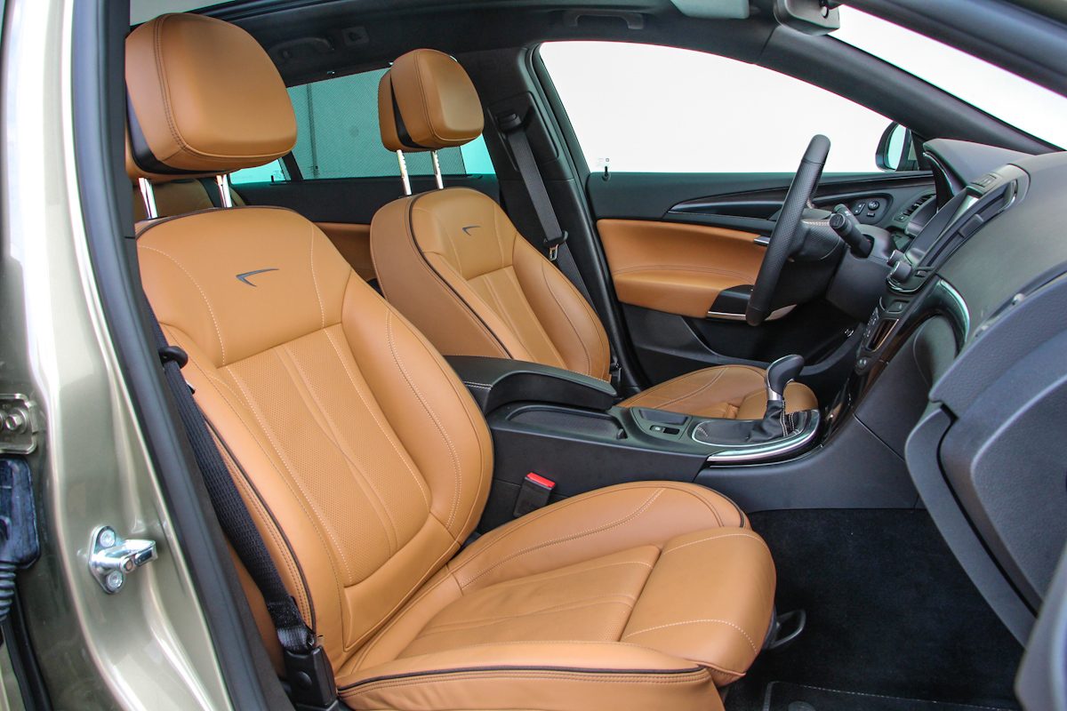 OPEL INSIGNIA
