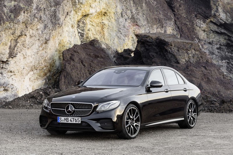 MERCEDES-BENZ