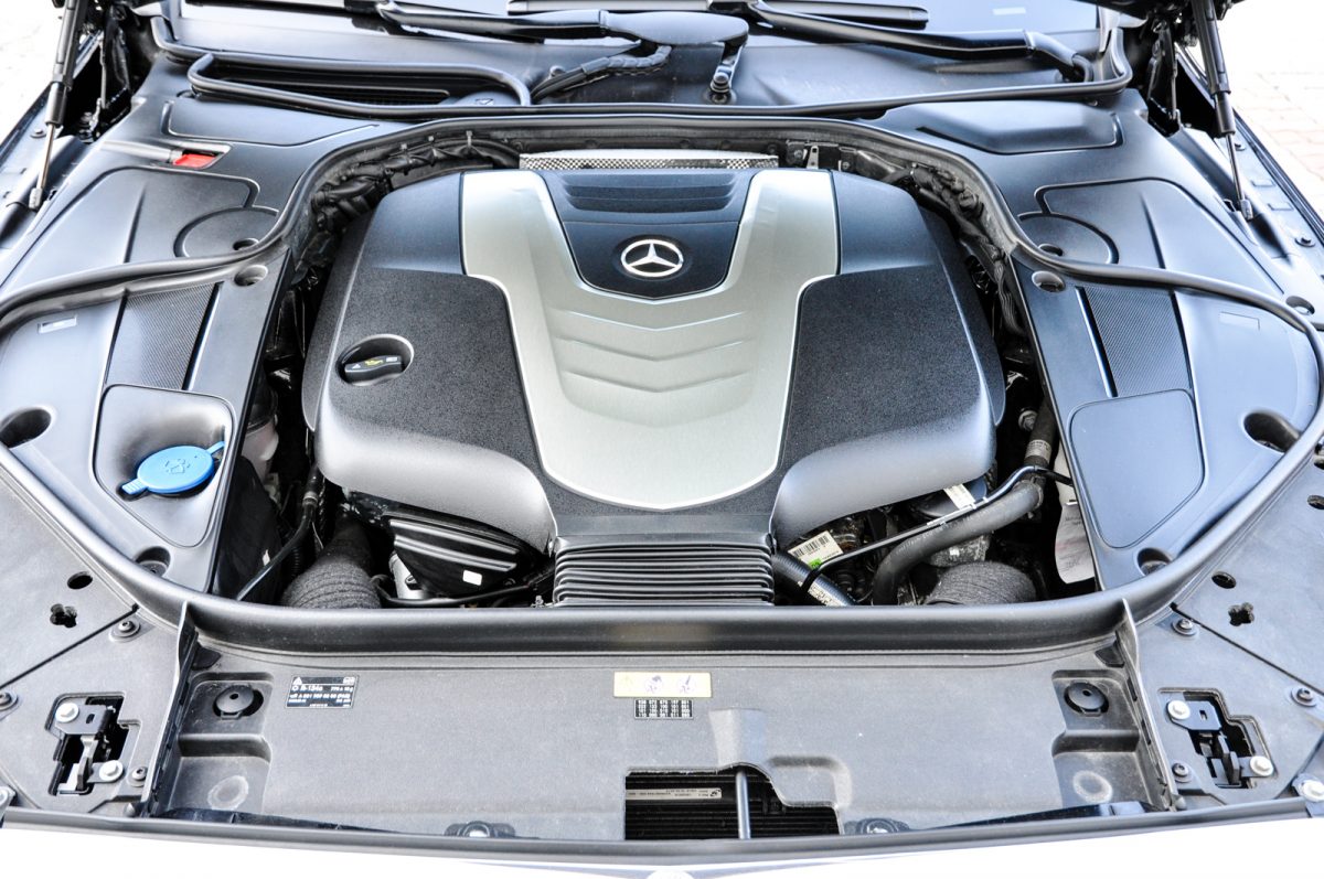 MERCEDES-BENZ S-OSZTÁLY