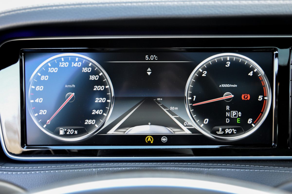 MERCEDES-BENZ S-OSZTÁLY