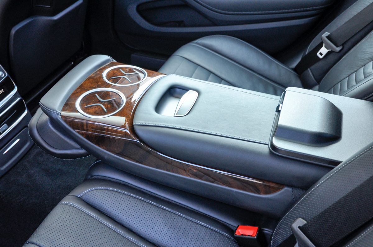 MERCEDES-BENZ S-OSZTÁLY