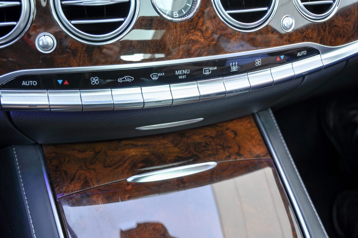 MERCEDES-BENZ S-OSZTÁLY