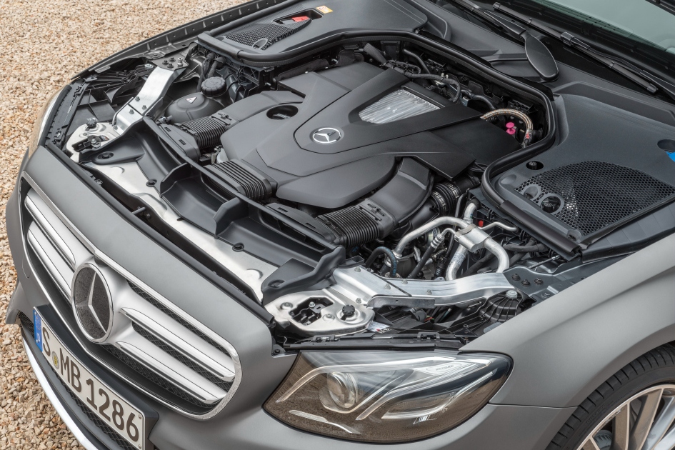 MERCEDES-BENZ