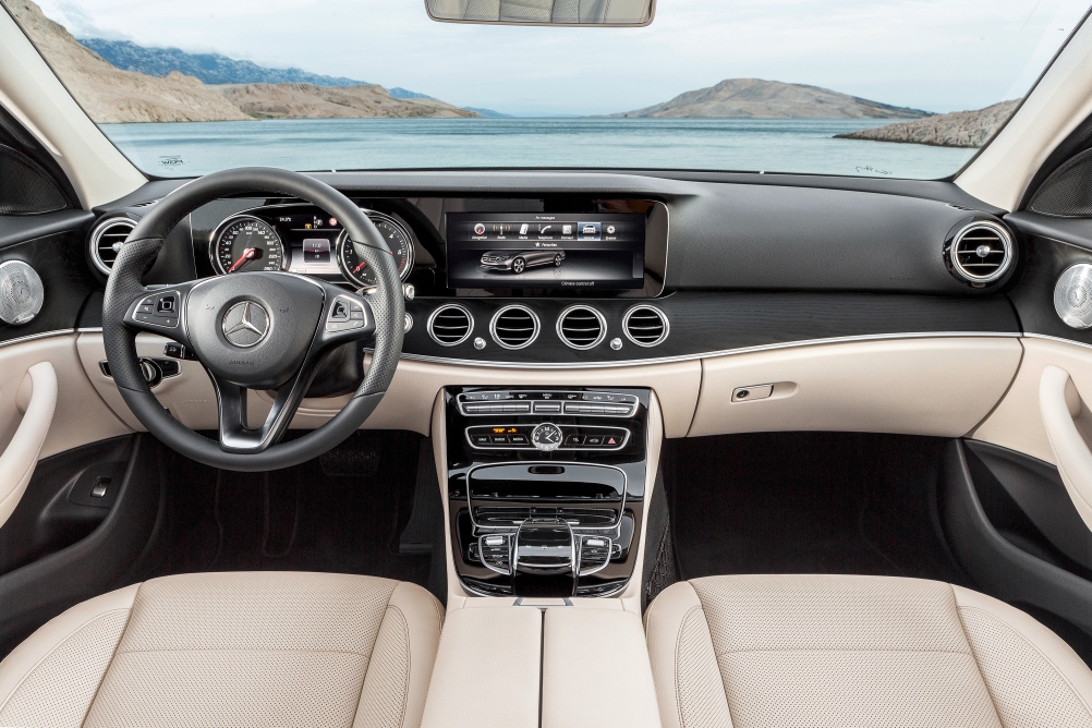MERCEDES-BENZ
