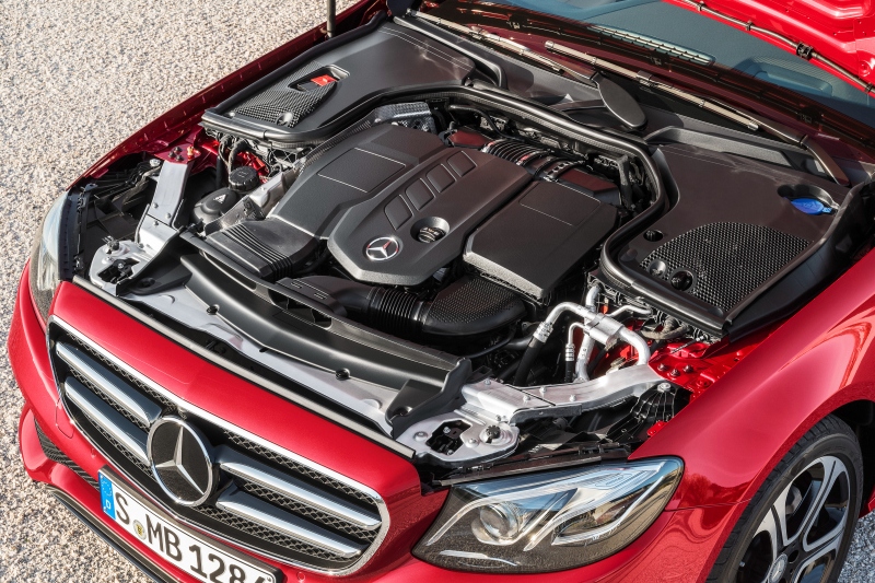 MERCEDES-BENZ