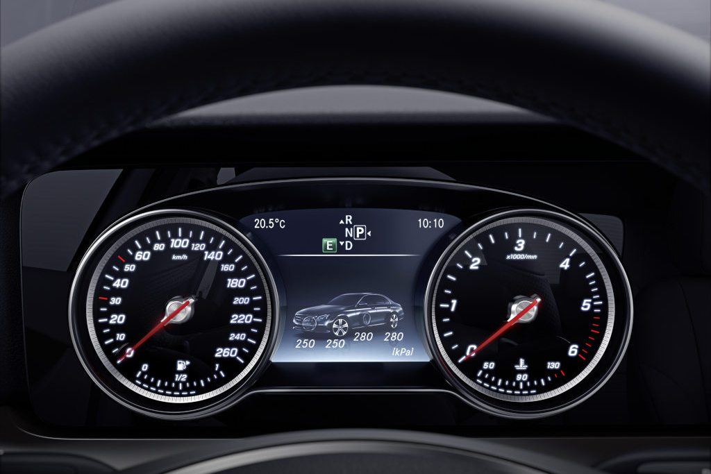 MERCEDES-BENZ