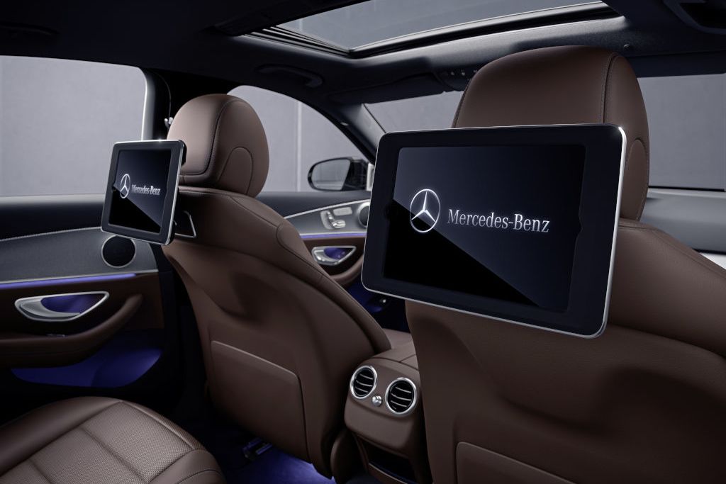 MERCEDES-BENZ