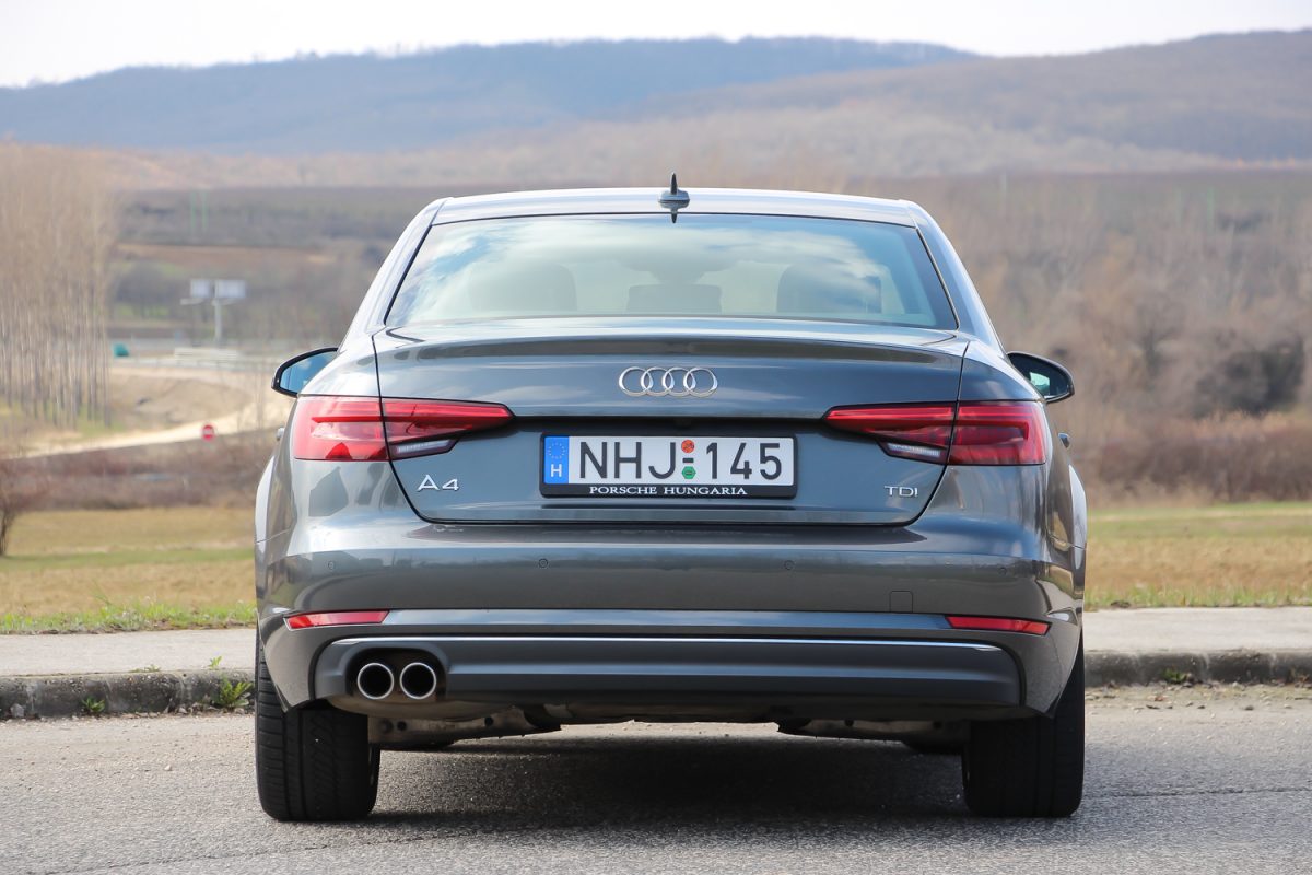 AUDI