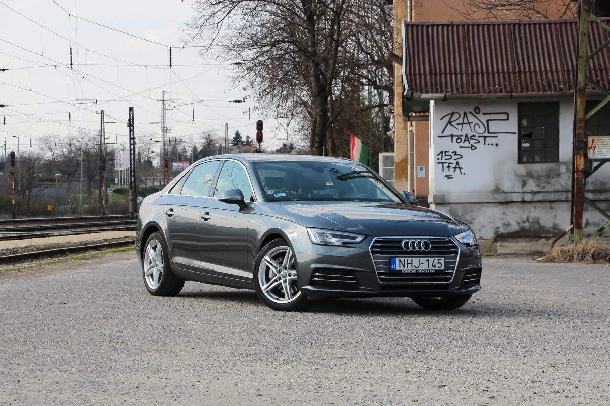 AUDI
