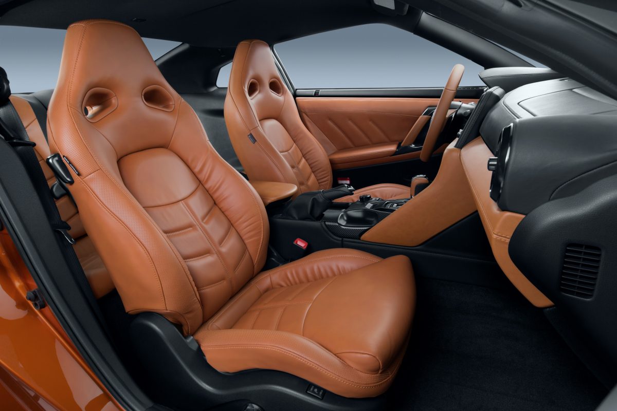 NISSAN GT-R