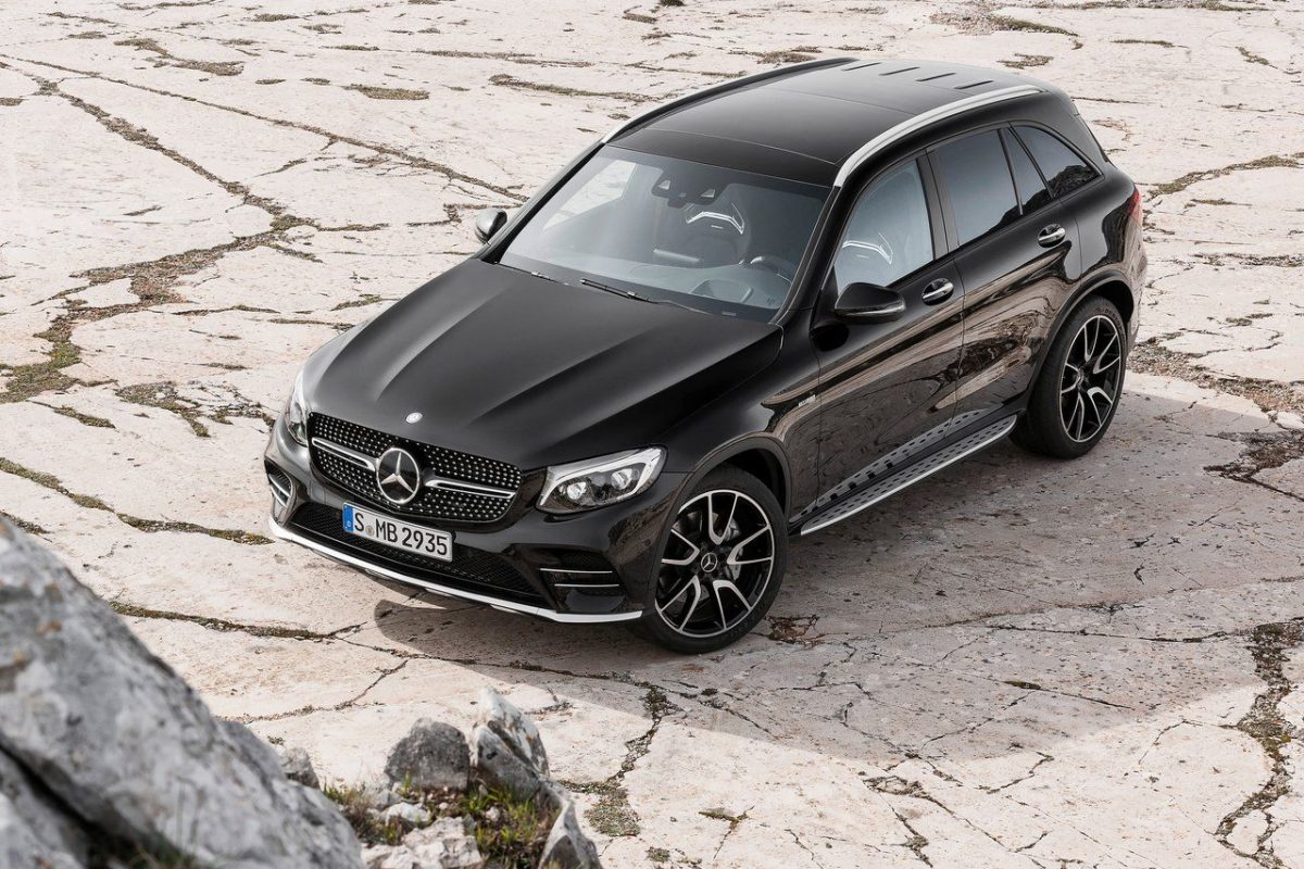 MERCEDES-BENZ