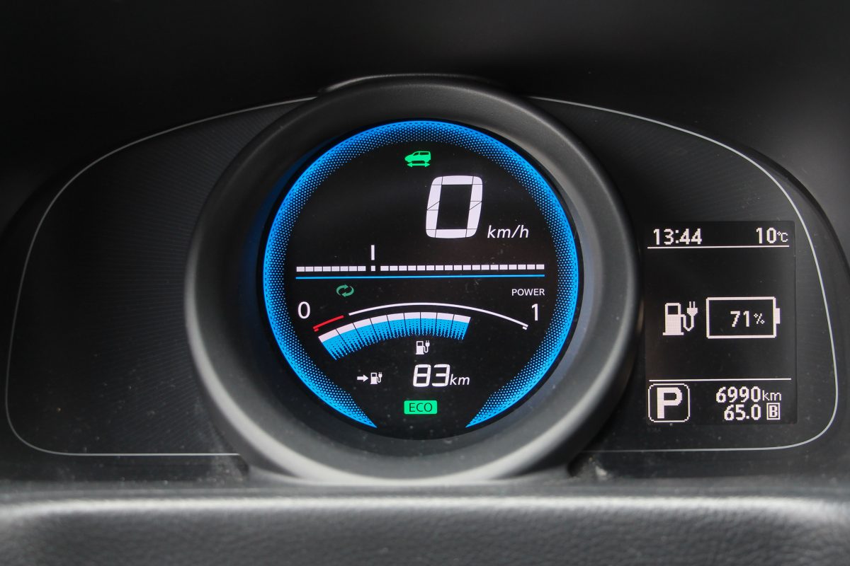NISSAN NV200