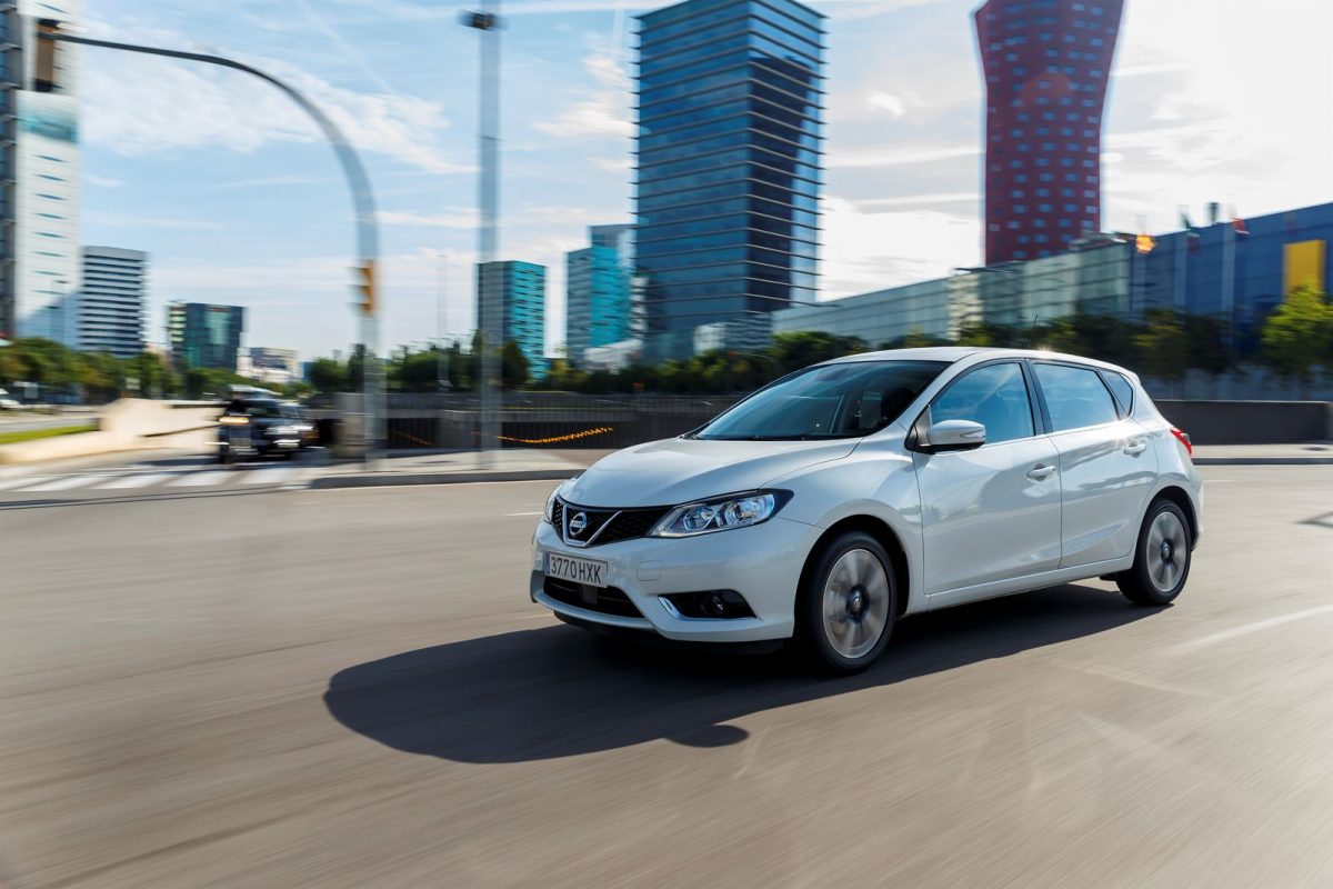 NISSAN LEAF
