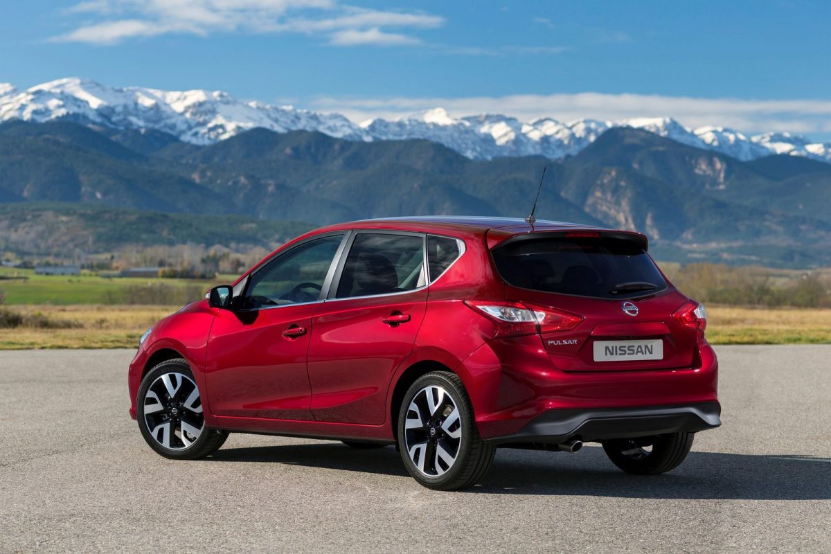 NISSAN LEAF