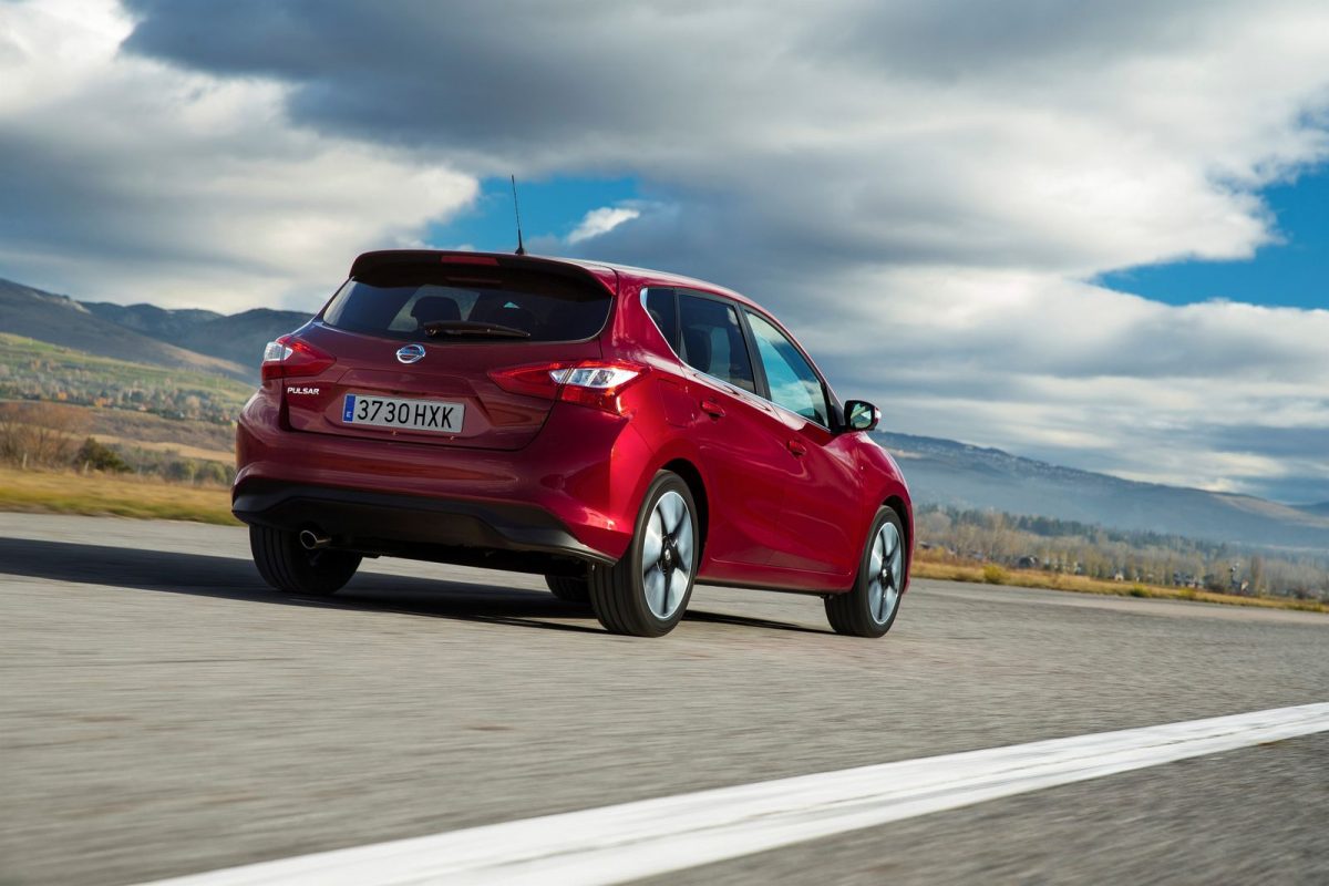NISSAN LEAF