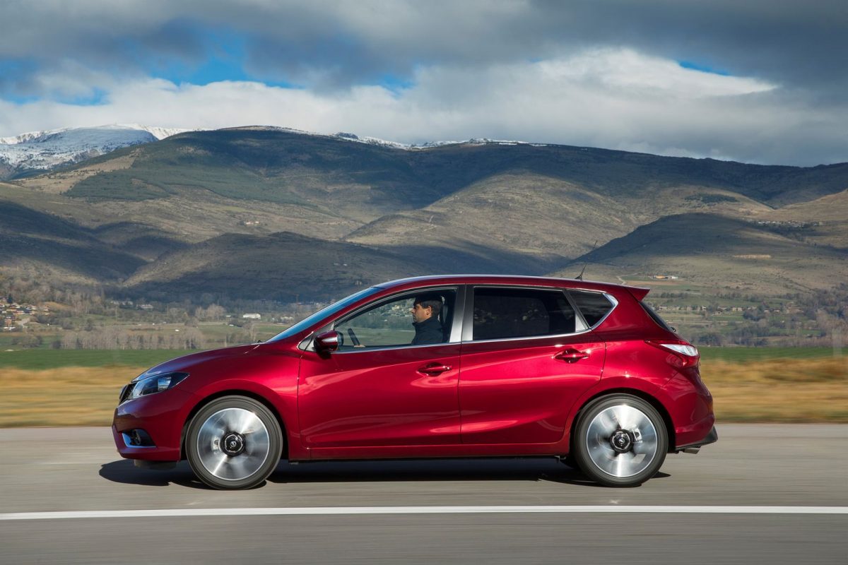 NISSAN LEAF