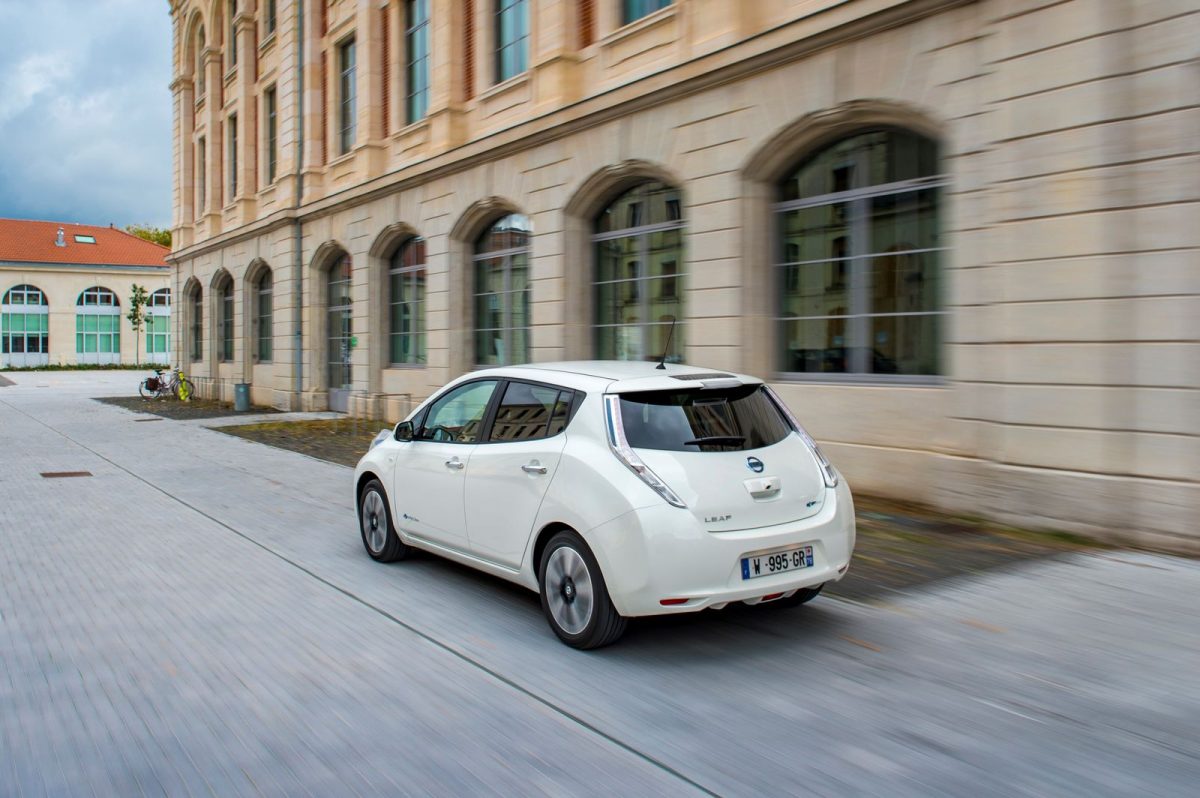 NISSAN LEAF