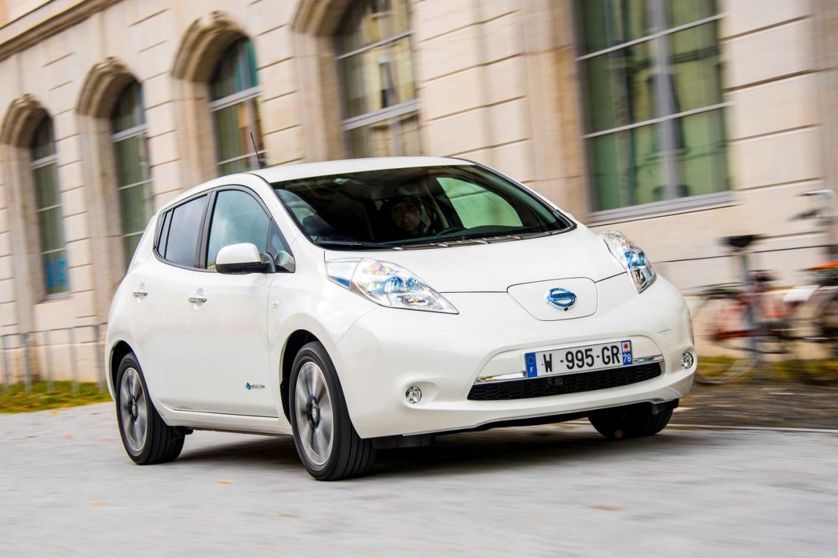 NISSAN LEAF