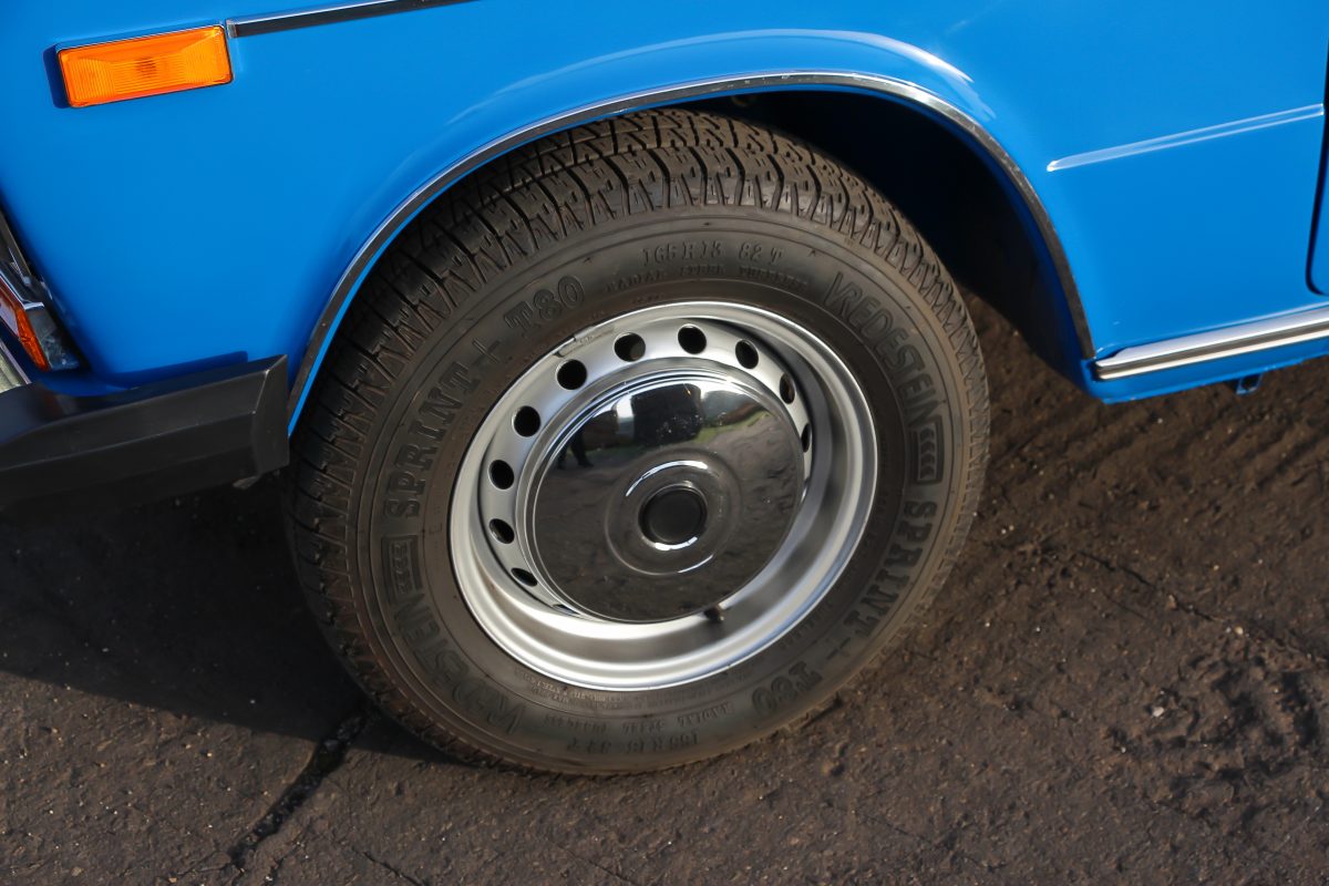 LADA