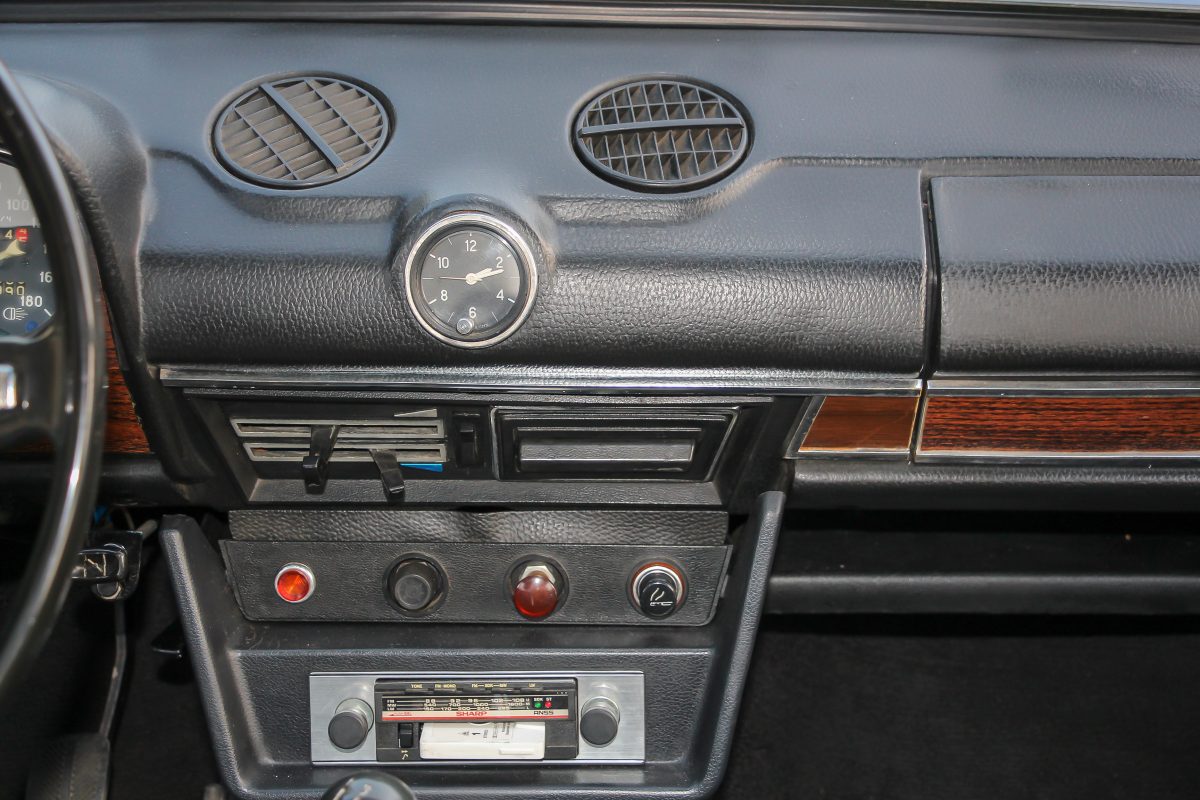 LADA