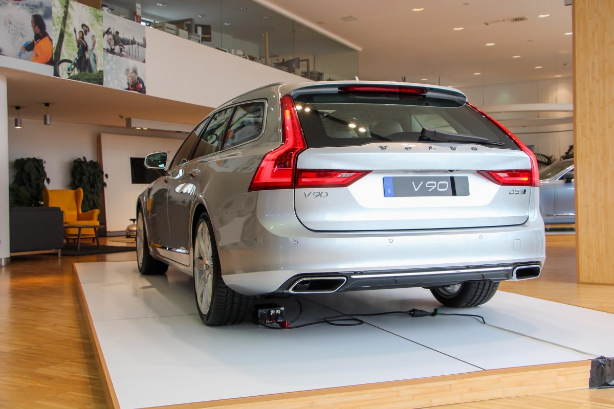 VOLVO V70