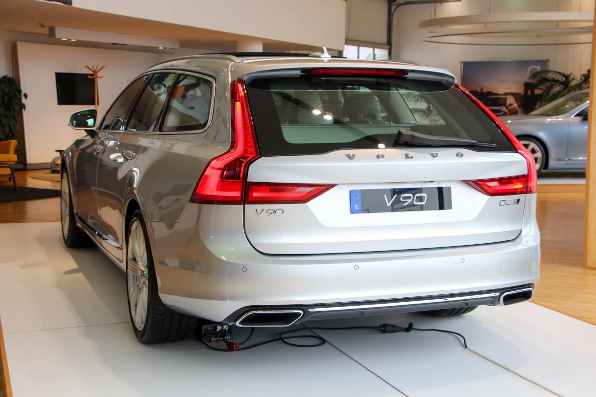 VOLVO V70