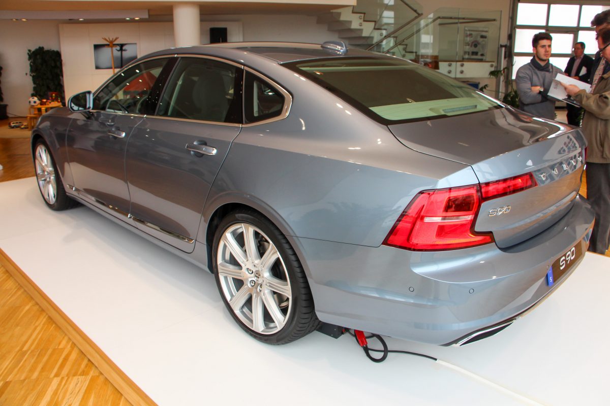 VOLVO V70