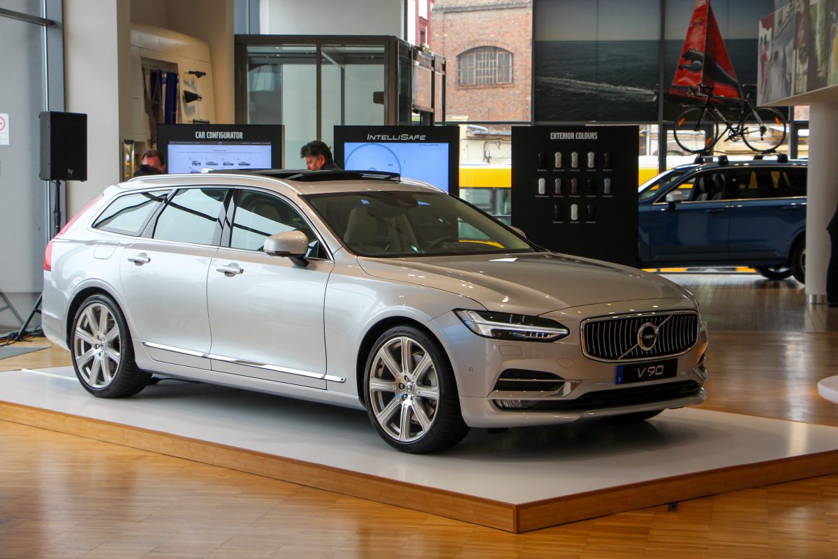 VOLVO V70