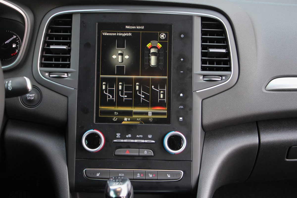 RENAULT MEGANE