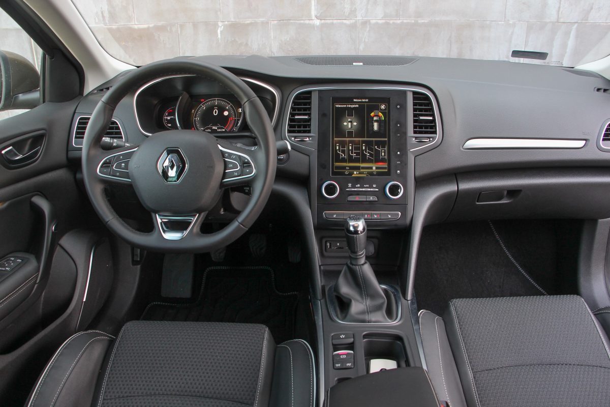 RENAULT MEGANE