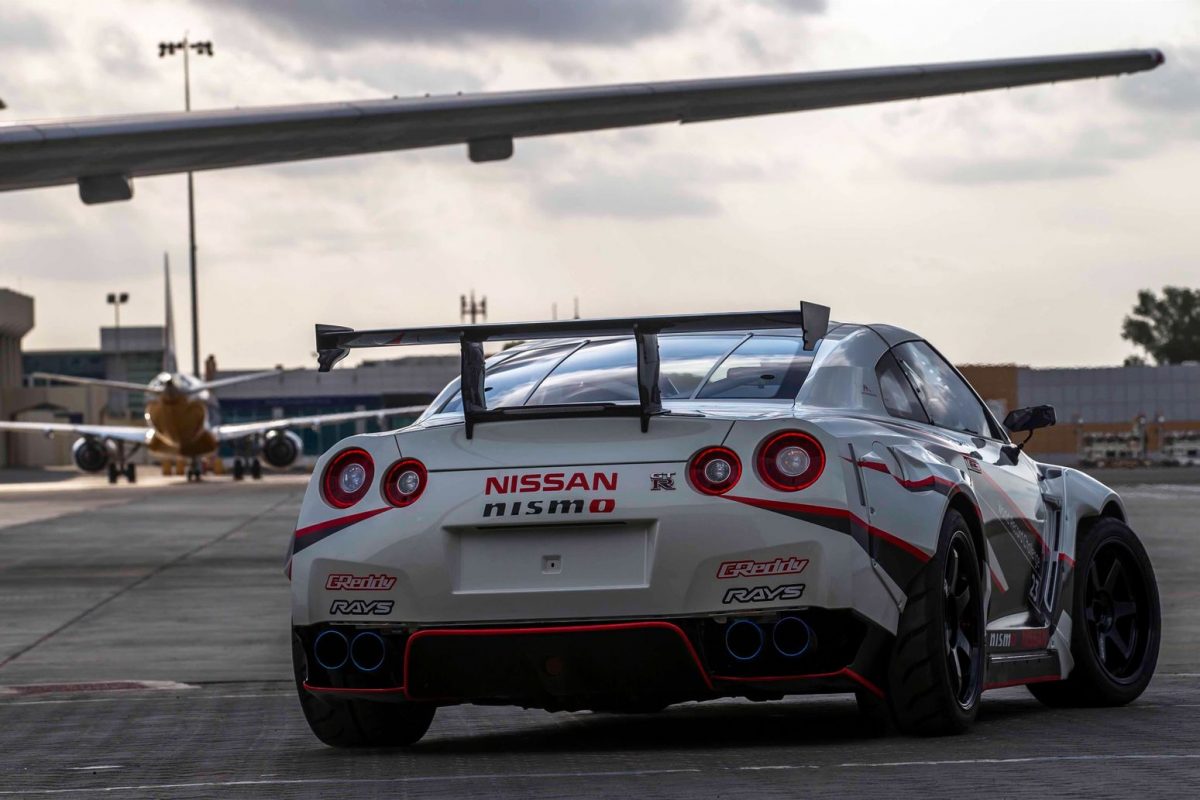 NISSAN GT-R